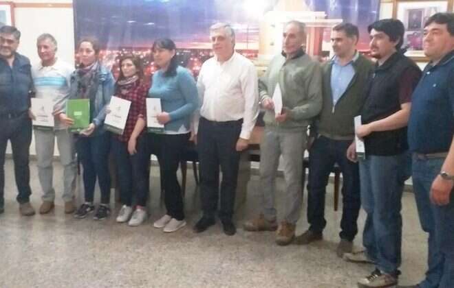 Entrega de créditos en La Adela por más de 850.000 pesos