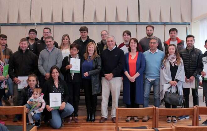 Entregaron créditos a emprendedores de Santa Rosa