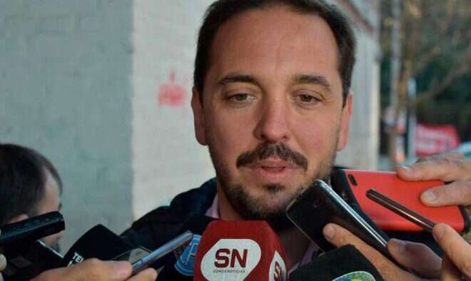 Elecciones: votó di Nápoli y dejó un mensaje en redes sociales