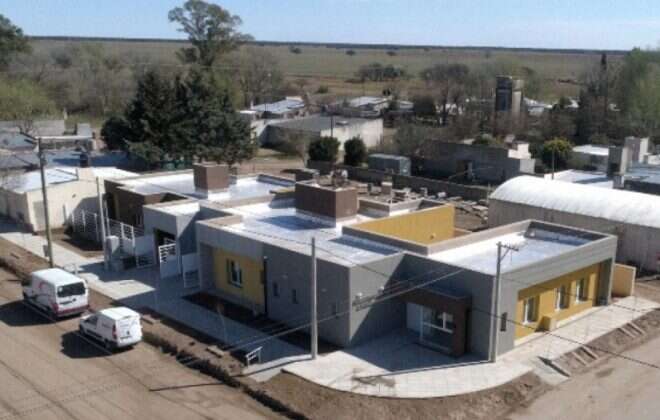 Etapa final de la construcción de la Subcomisaría en La Maruja