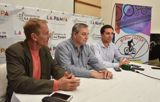 Mountain bike en Eduardo Castex
