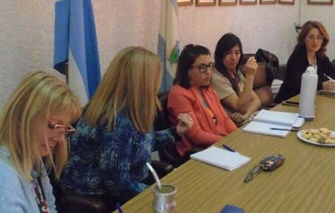 Reunión sobre violencia familiar en Trenel