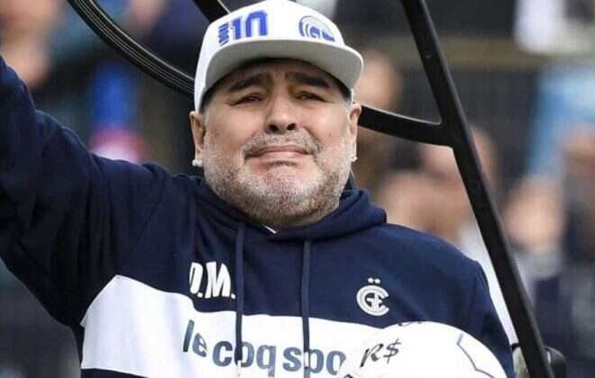 Diego Maradona dejó de ser el técnico de Gimnasia y Esgrima La Plata