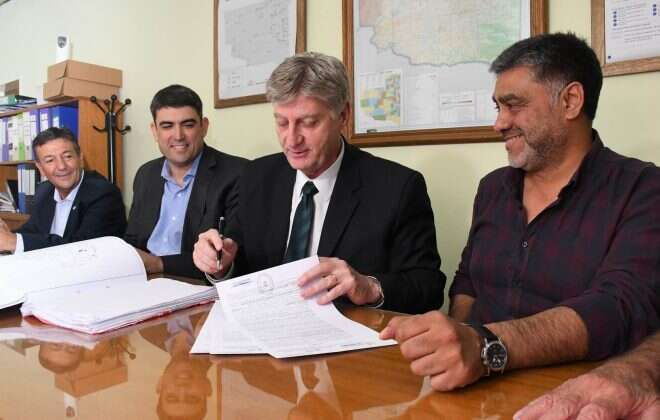 La Adela realizará importante obra de agua y saneamiento