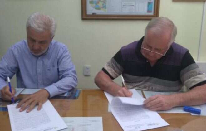 Limpian los desagÃ¼es cloacales en Vértiz