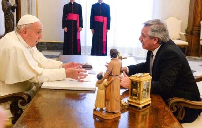 Alberto Fernández y el Papa Francisco estuvieron reunidos durante 44 minutos en el Vaticano