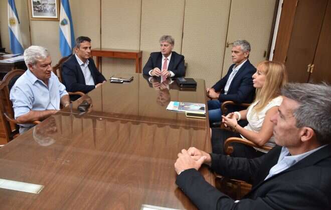 Ziliotto convocó a extraordinarias para modificar la Ley de Coparticipación y una nueva Ley de Agroquímicos