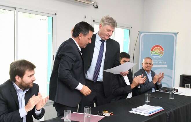 Ziliotto anunció obras y firmó convenio para General Acha