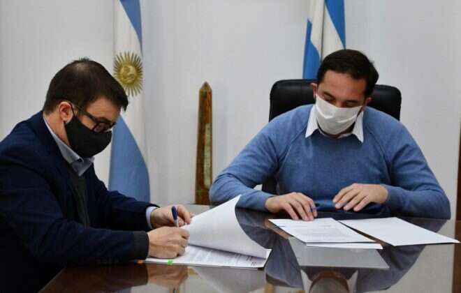 Di Napoli y Maccione firmaron un convenio de terminalidad educativa