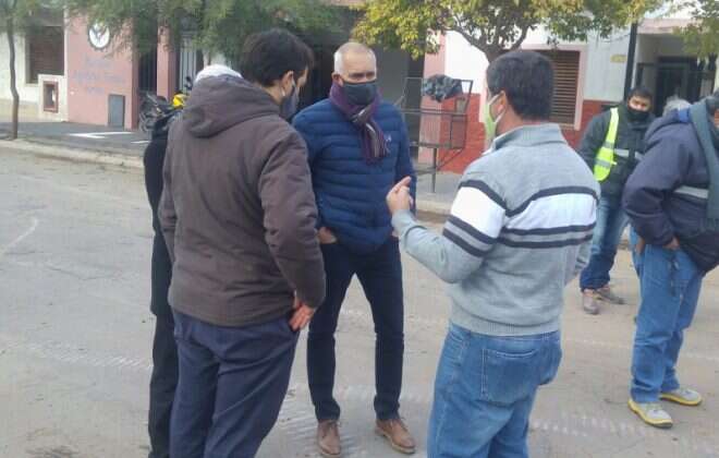 Funcionarios recorrieron obras de pavimento en Santa Rosa