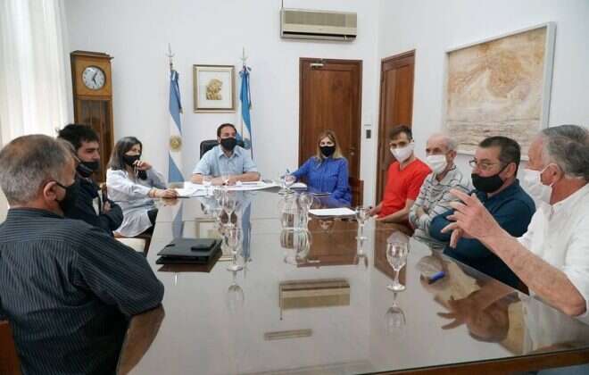 Di Nápoli recibió a industriales: “Nuestro objetivo es acompañar a un sector que genera valor agregado y empleo genuino en la ciudad”