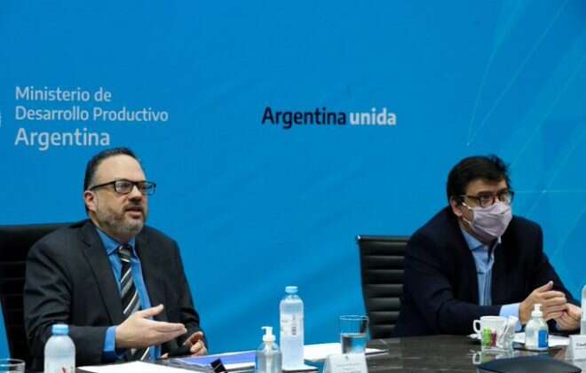 Kulfas destacó los 10 puntos de consenso entre empresarios y sindicalistas como parte del Acuerdo Económico y Social