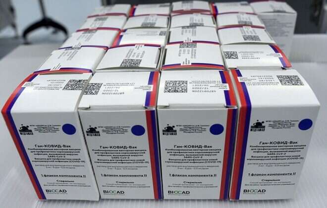 Anmat autorizó con “carácter de emergencia” el uso de la vacuna Sputnik V en la Argentina