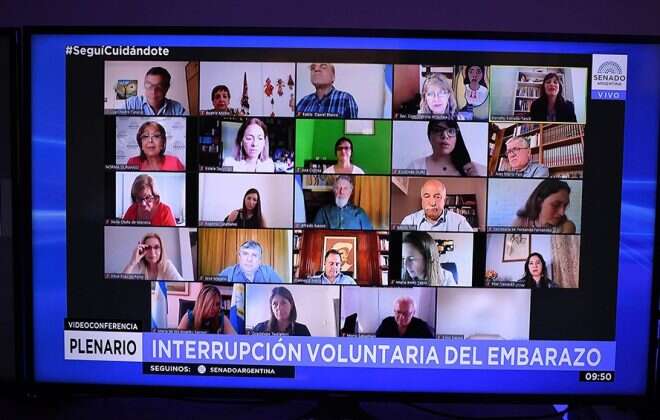 Pasan a la firma en el Senado el dictamen para una nueva ley de aborto