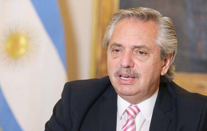 Fernández: “Los cuatro locos que tiran piedras, que se hagan cargo de lo que han hecho”