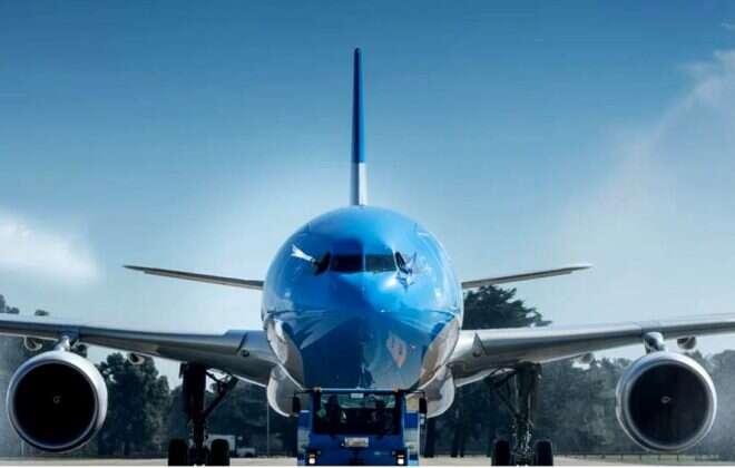 Confirman para las 19.30 la partida del vuelo que buscará las vacunas en Moscú