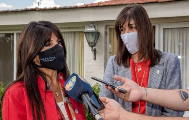 Responsables de Turismo de Neuquén y La Pampa con representantes del sector