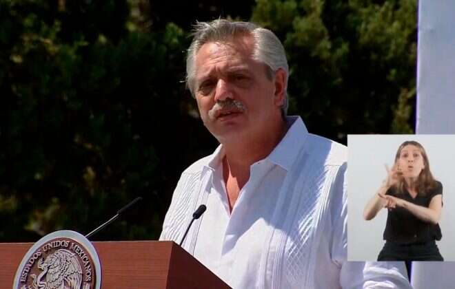 El Presidente llamó en México a trabajar “unidos para lograr la igualdad en América Latina”