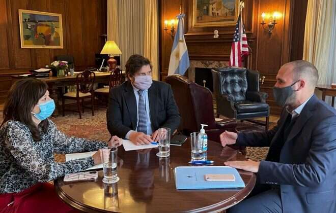 Guzmán: “Estamos dando pasos importantes hacia un programa de refinanciamiento”