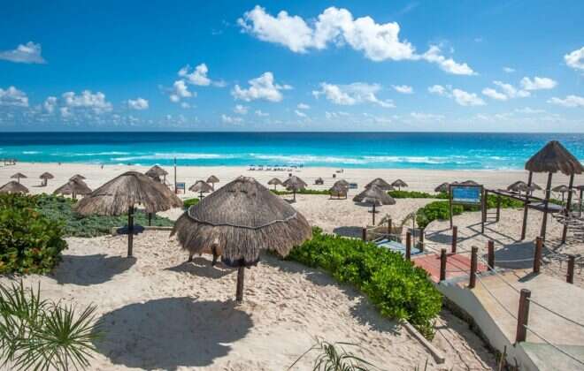 El Gobierno aconseja suspender viajes de egresados y amplía denuncia por PCR irregulares de turistas