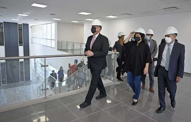 La ministra Vizzotti anunció 16 millones de dólares para equipamiento del nuevo hospital