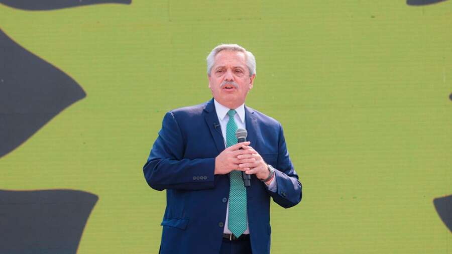 El Presidente anuncia la construcción de 100 nuevas escuelas técnicas en todo el país