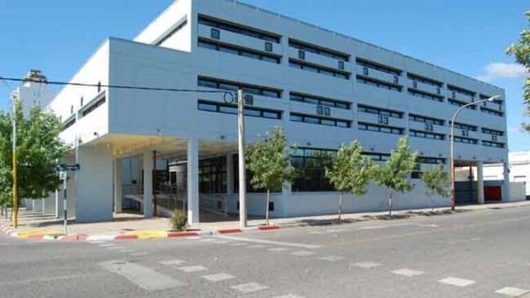 Condenaron por apremios a dos efectivos policiales de Victorica