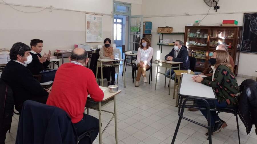 Embajador Martini: Se reparará la Escuela Nº30