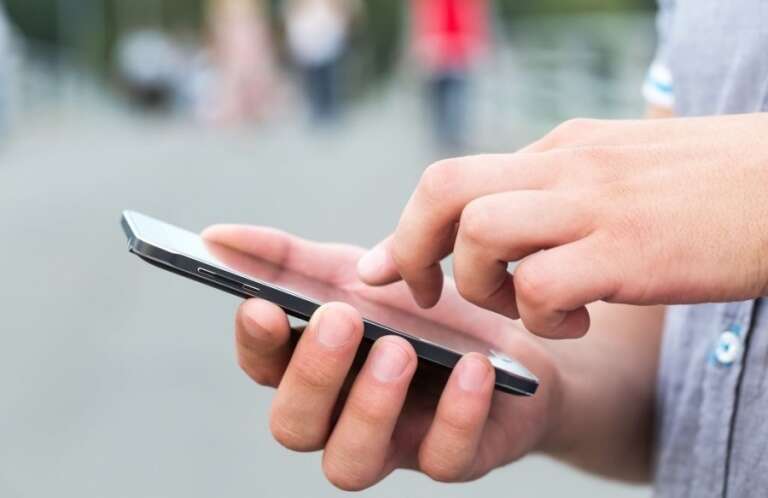 Los celulares de un gigante chino se comenzarán a fabricar en Tierra del Fuego