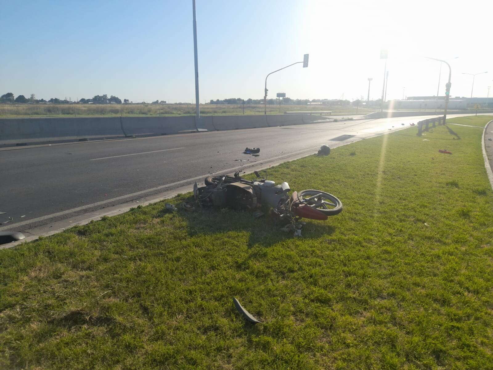 Santa Rosa: Murió una motociclista arrollada por un camión