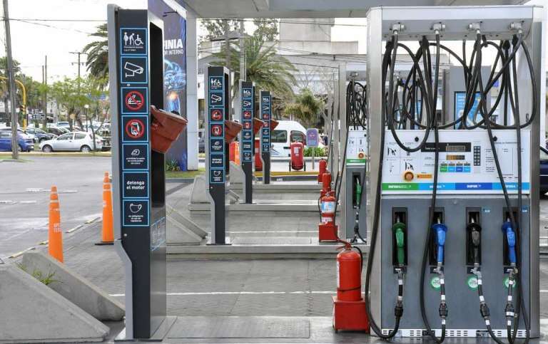 Aumentaron un 1,75% los combustibles YPF en el país