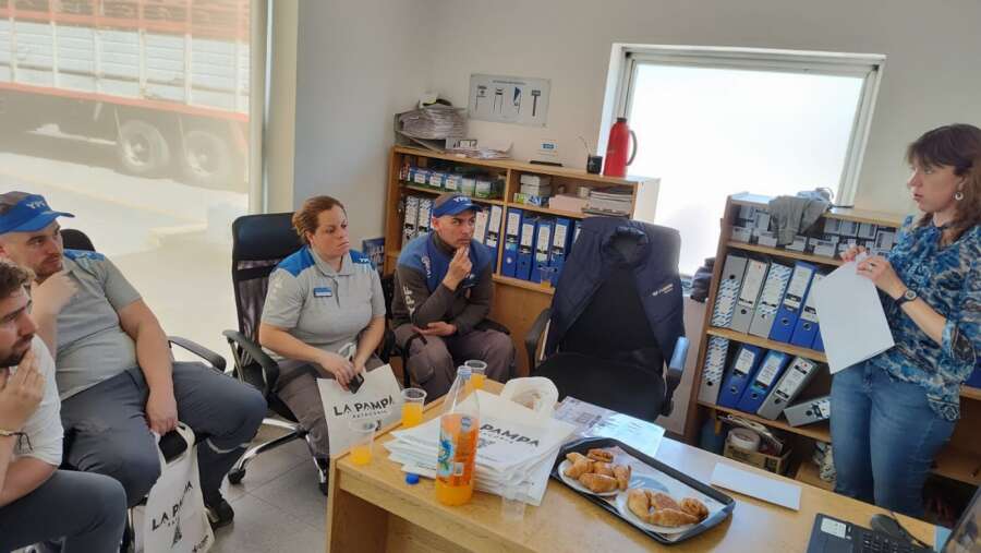 Trabajadores de estaciones de servicio difundirán la oferta turística pampeana