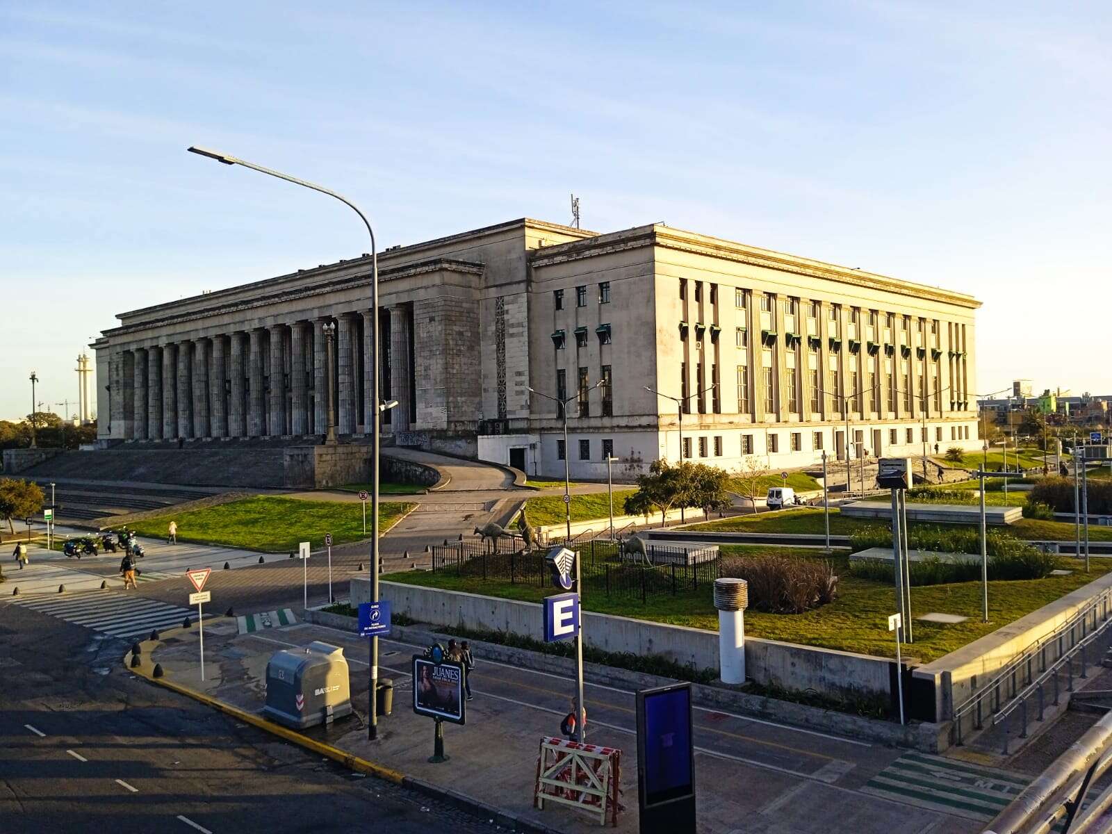 El rector de la UBA insiste con un posible cierre: “Si no hay dinero, no queda otra”