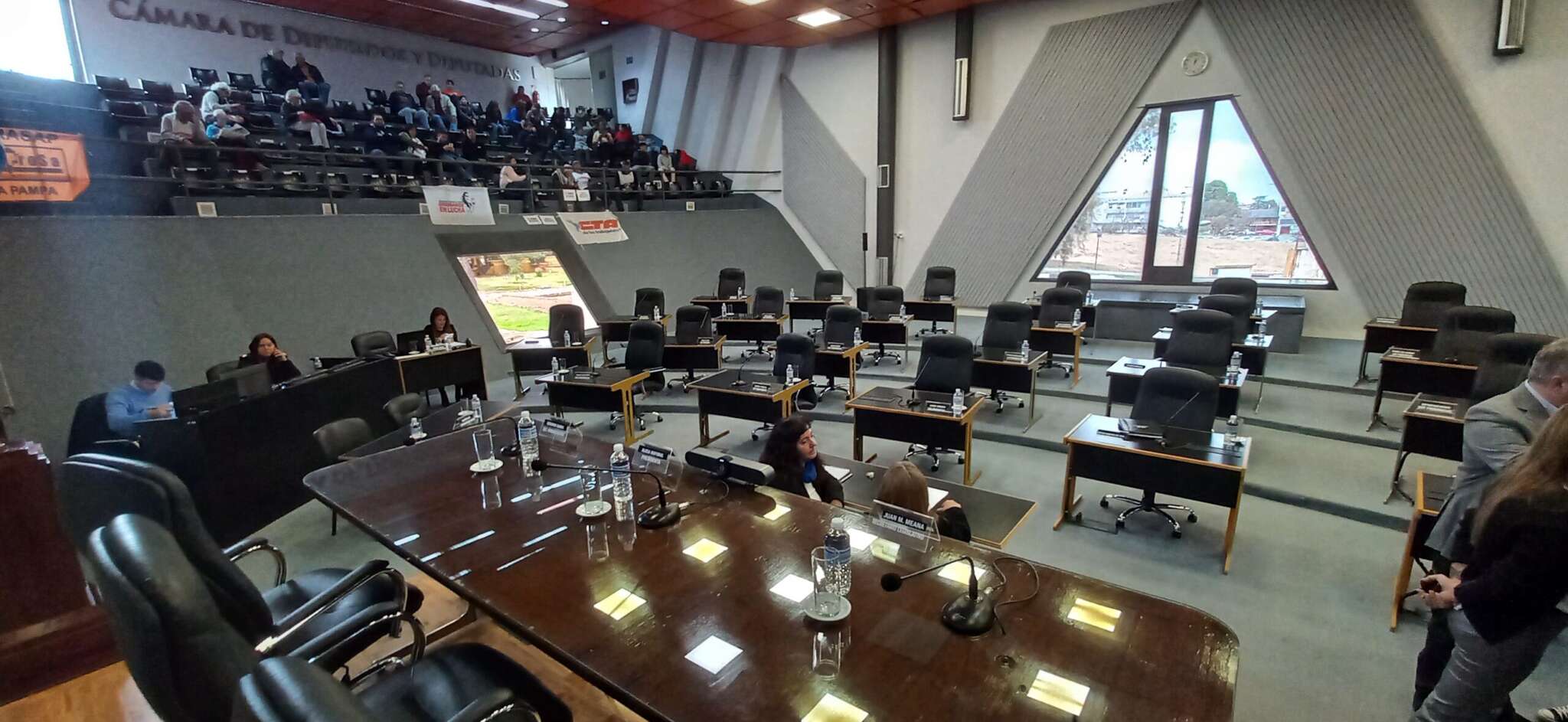 Aporte Solidario: Se cayó la sesión por falta de quórum