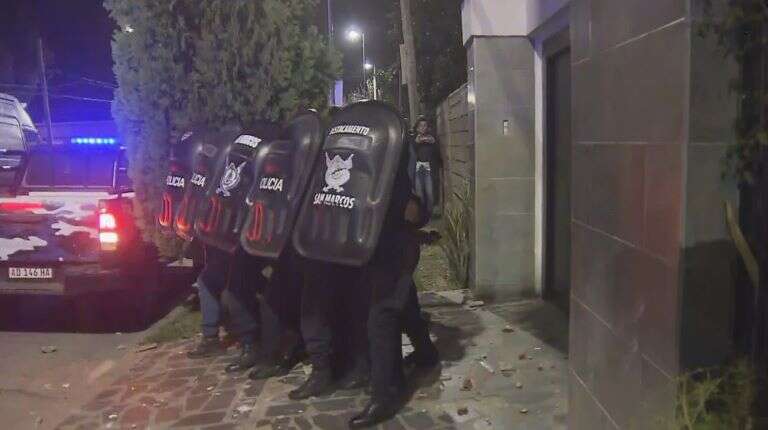 Caso Loan: Trasladaron a Laudelina en medio de serios incidentes, con piedras y gases lacrimógenos