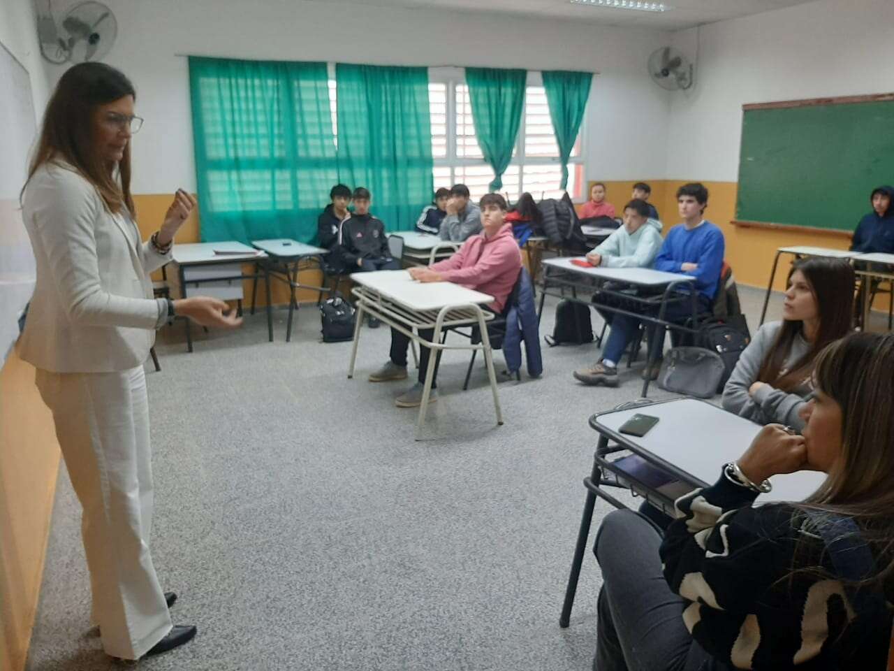 La secundaria de Anguil hará un simulacro de juicio
