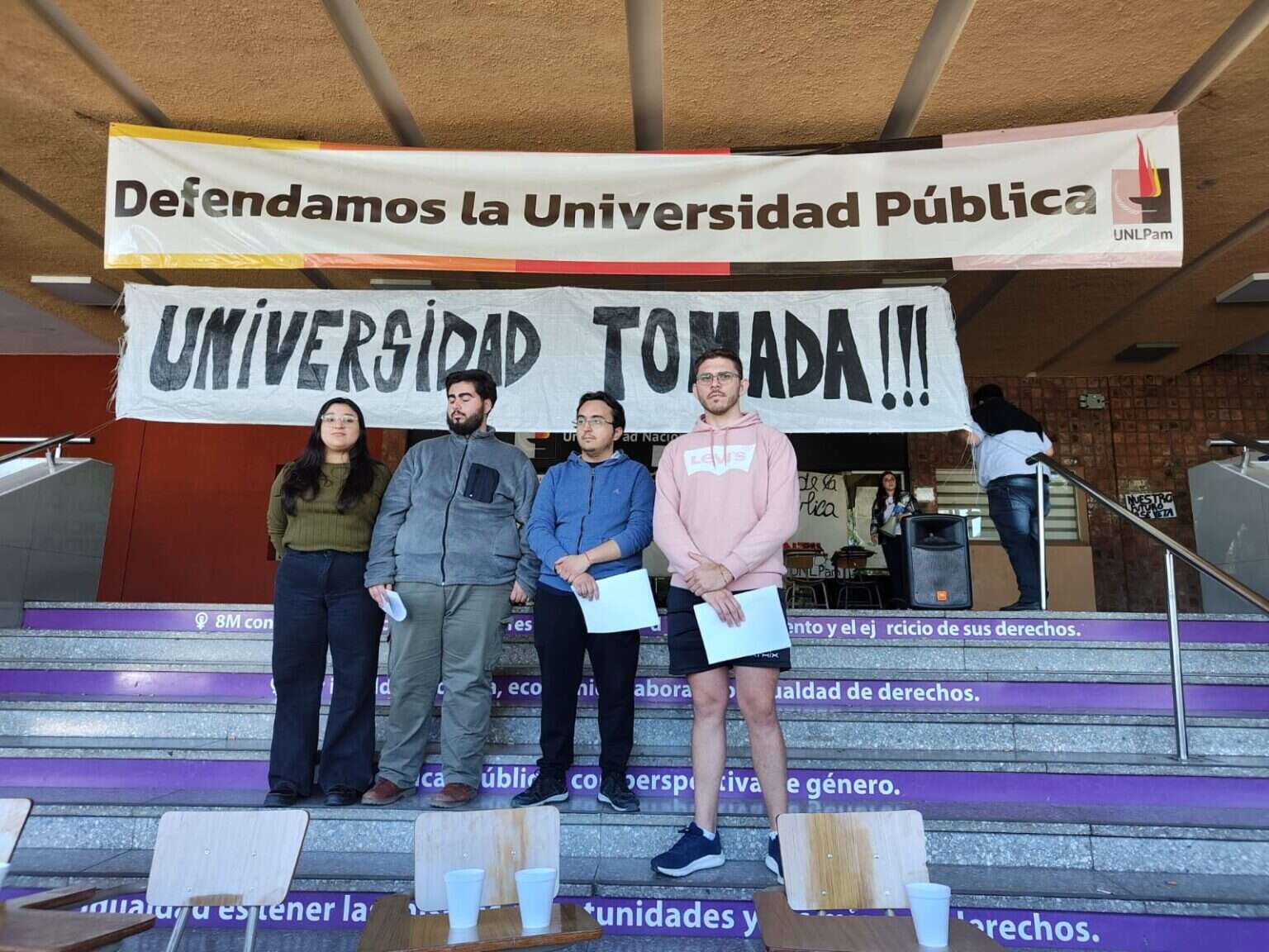 Toma de la UNLPam: Estudiantes repudiaron a Ardohain y Maquieyra
