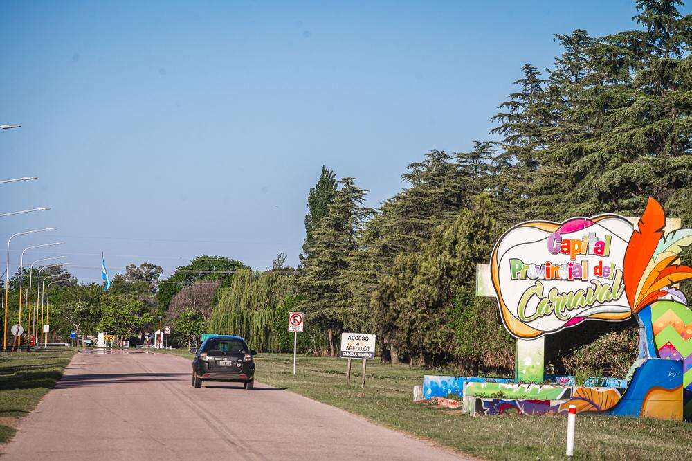 Speluzzi: Licitarán la construcción del colegio secundario