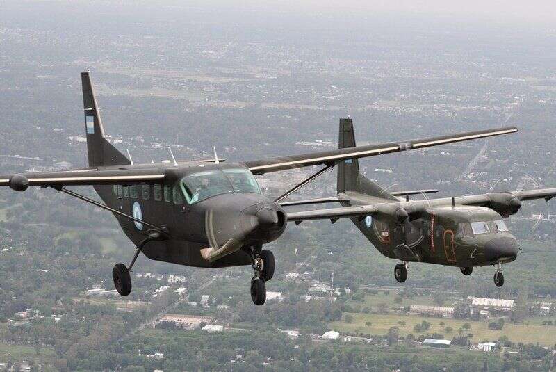 Suspenden a 16 militares tras una denuncia por corrupción