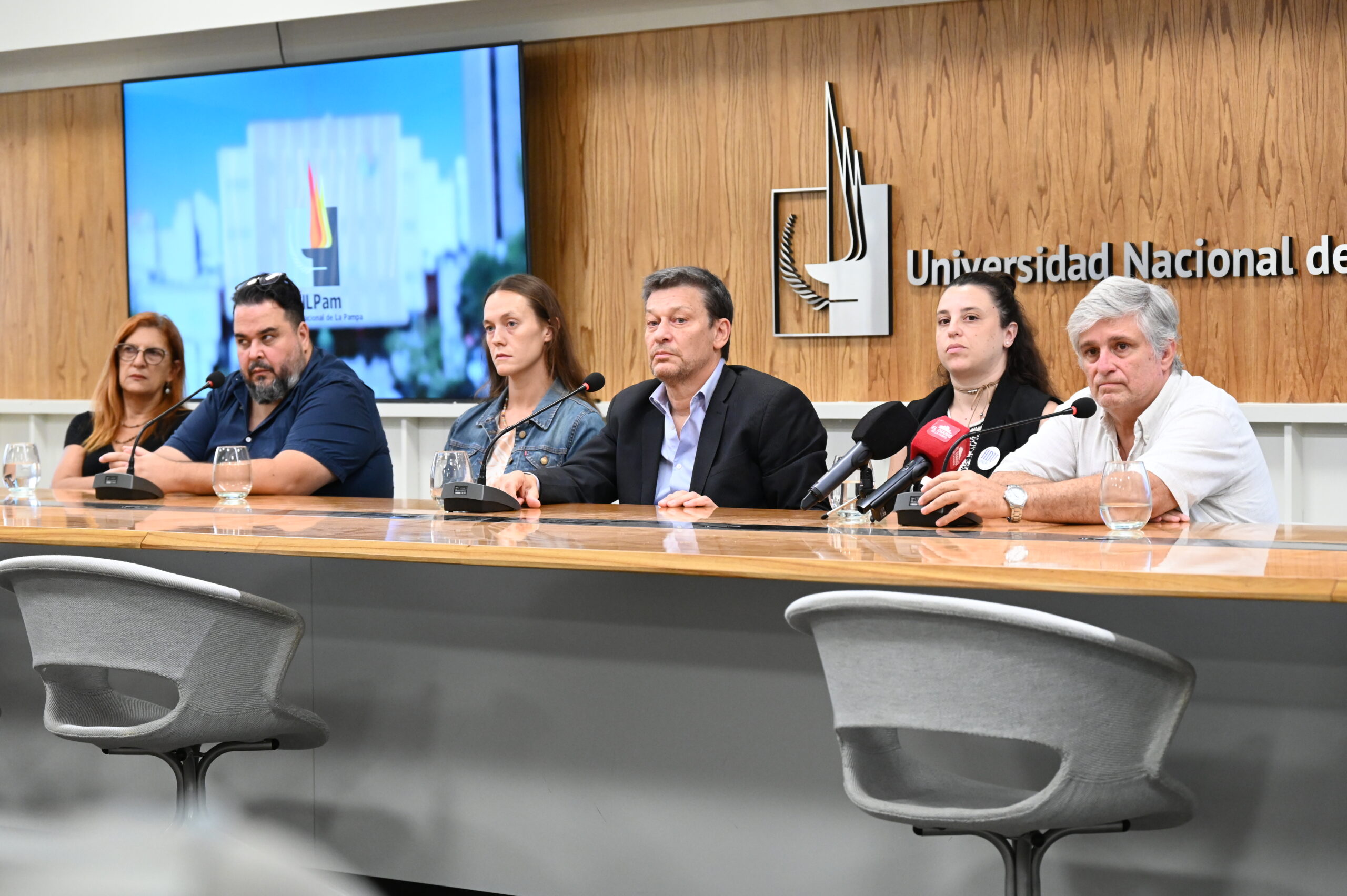 Paritaria: La UNLPam llegó a acuerdos con el personal docente y no docente