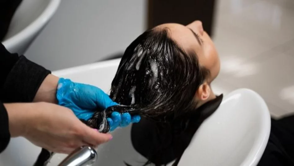 La Anmat prohibió productos capilares, aceites de oliva y una miel por ser ilegales