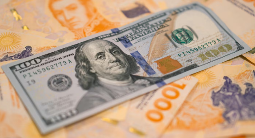 Por la salida del cepo, en abril los ahorristas desarmaron plazos fijos y otras inversiones en pesos