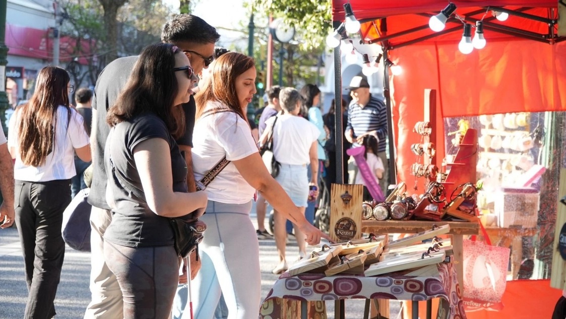 Santa Rosa celebra el talento local en una nueva edición de Feriarte
