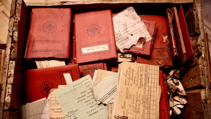 Hallazgo histórico: descubren cajas con material de propaganda nazi que estaban desde 1941 en la Corte Suprema