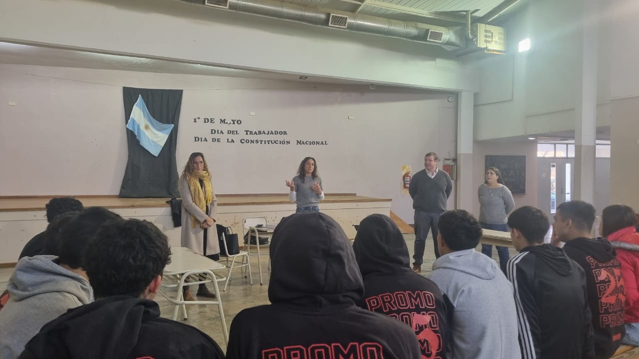 Educación + Justicia: funcionarios de General Pico brindaron un taller y simulacro en Rancul