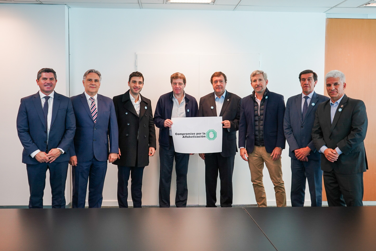 Alfabetización: 13 gobernadores se comprometieron a presentar públicamente sus metas anuales