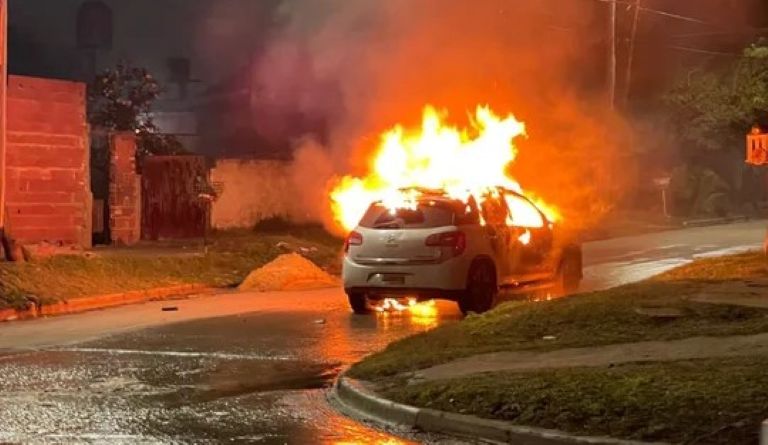 Buenos Aires: encontraron dos cuerpos calcinados en una camioneta y hay cuatro detenidos en Tortuguitas