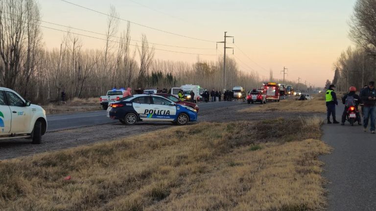 Neuquén: triple choque fatal con al menos dos muertos y personas atrapadas