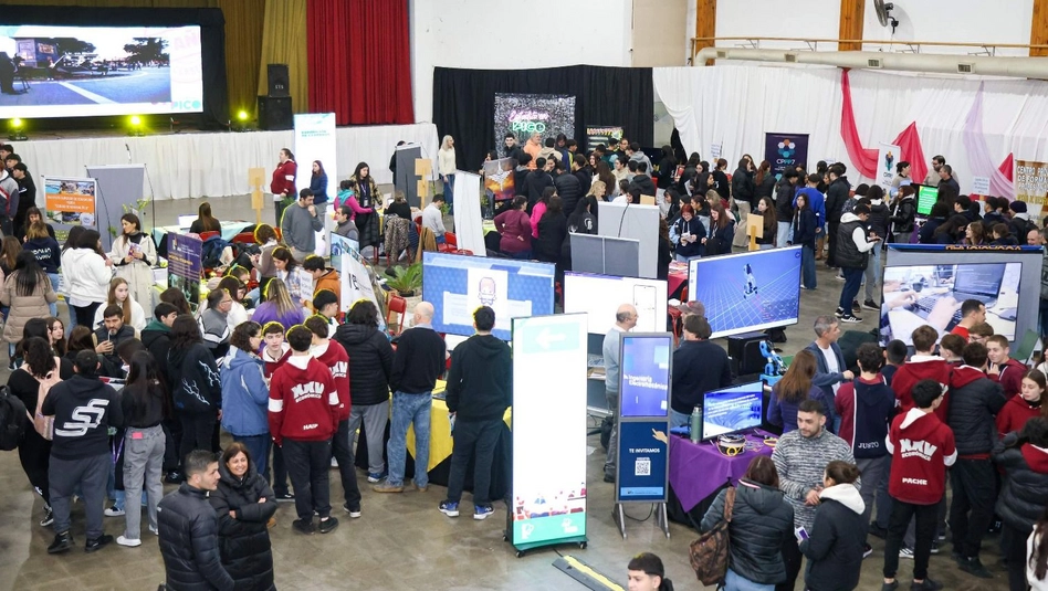 Se desarrolló nueva Expo Carreras: Pico alberga 5 mil estudiantes universitarios