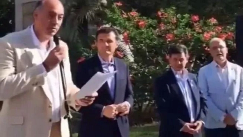 Polémica e indignación: el embajador en España cerró un acto por San Martín con “¡Viva el rey!”